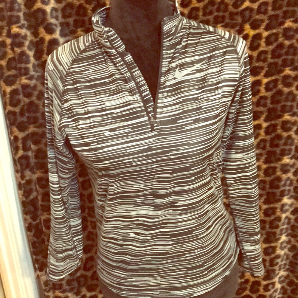 Reserved. Little girls small Nike pullover